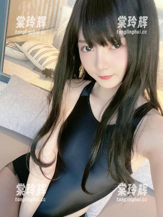 51酱 51酱的吊带秀,让我们目不转睛的作品