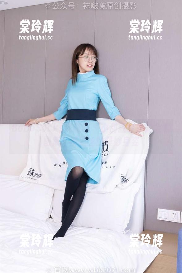BoBoSocks袜啵啵-小甜豆 BoBoSocks袜啵啵 - 小甜豆分享的全套图集,裤里丝的曼妙身姿