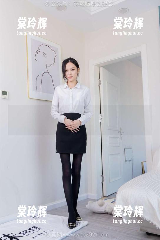 BoBoSocks袜啵啵 - 甜甜圈的套图花絮：不只是ol制服，还有意想不到的惊喜