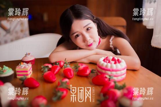 GIRLT果团网-周晓唯 GIRLT果团网 - 在无圣光中,周晓唯给你展示什么叫‘透明可见’的写真!