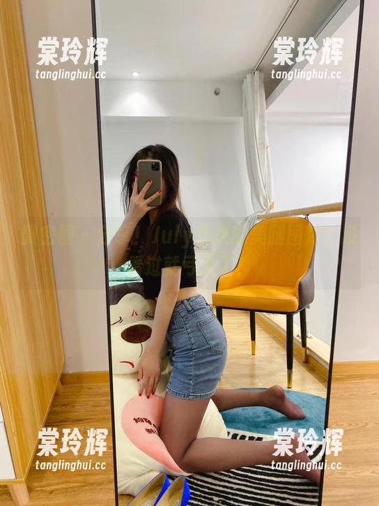 July芝岚 微密圈 - 分享!July芝岚的美腿图库,没看过就亏大了!