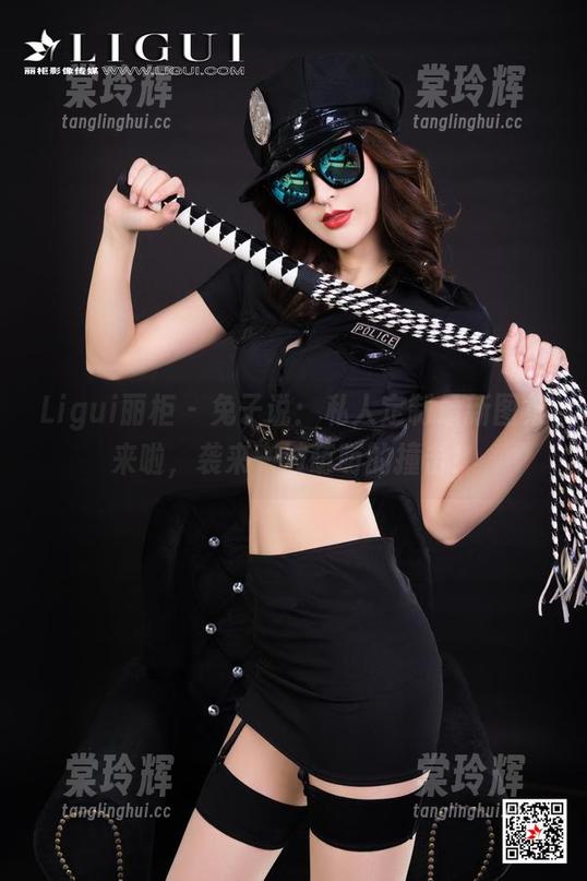 Ligui丽柜-兔子 Ligui丽柜 - 兔子说:私人定制最新图集来啦,袭来一波萌萌的撞击!