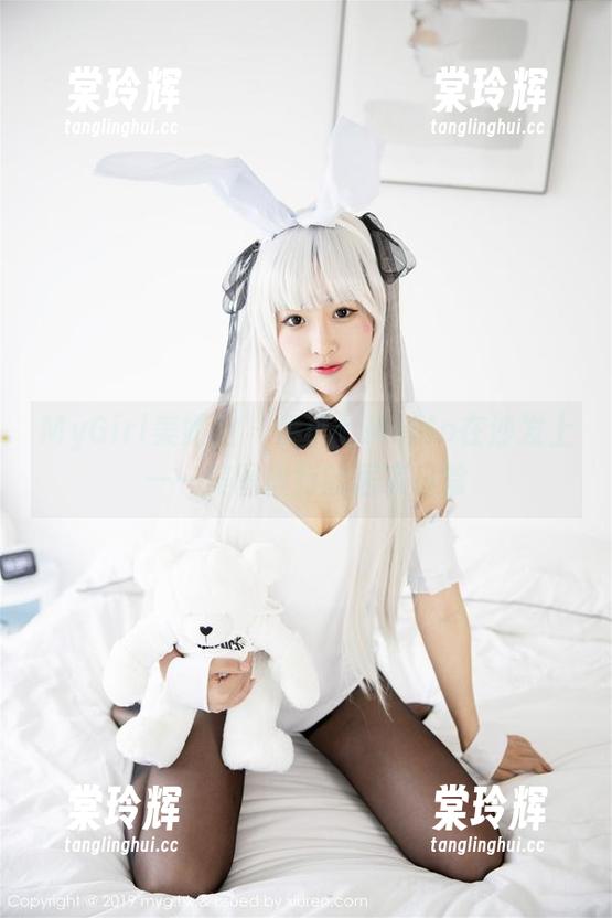 MyGirl美媛馆-伊小七MoMo MyGirl美媛馆 - 伊小七MoMo在沙发上——美图横行的居家日常