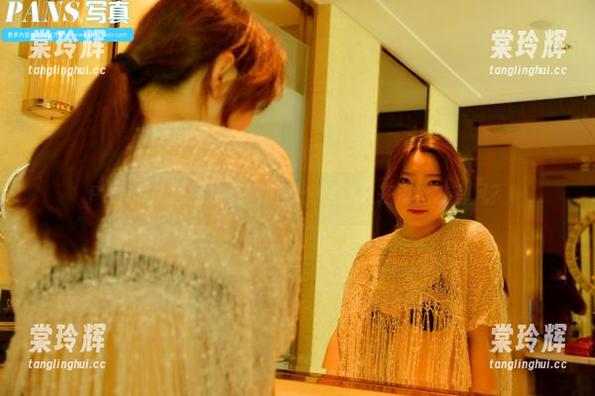 PANS-思妍 PANS - 思妍水手服原图:谁说只在海上才有风?