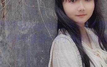 高清原图中的Sayako＿今年4岁与玛丽罗斯，似乎在传递一种不知所措的优雅