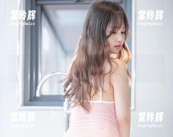 在Sia(시아)的图库中徘徊：作品Vol.89No.4的惬意边界