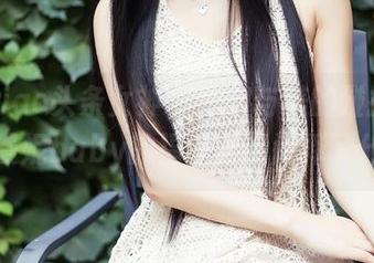 TouTiao头条女神 – 信仰与美的碰撞，修女杨漫妮baby的福利作品阐释了什么？