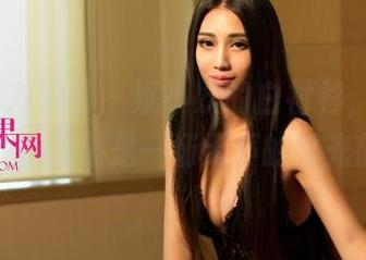 UGirls尤果网 – 妮小妖的白衬衫，图包不只是穿搭，还是一场无声的时光旅行…