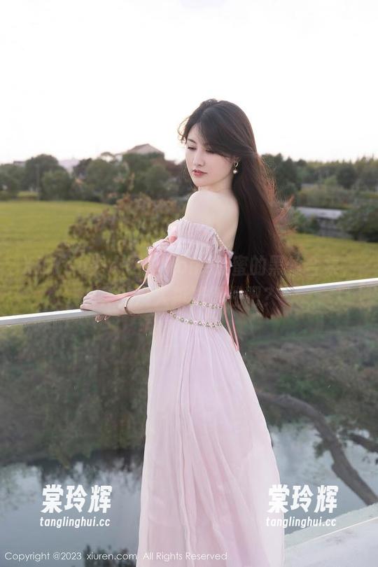 Xiuren秀人网-Yomi悠蜜 Xiuren秀人网 - Yomi悠蜜的黑丝合集,真的没人抵挡得住吧?