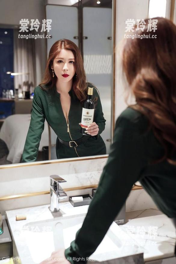 Xiuren秀人网-玥儿玥er Xiuren秀人网 - 在线分享:不止是玥儿玥er的白衬衫,还有我对她的无声赞叹