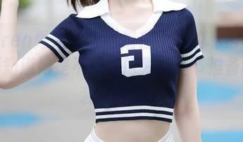 Xiuren秀人网 – 这组白小喵的私房美图，不知道她是不是专门为万圣节准备的鬼装，哈哈。