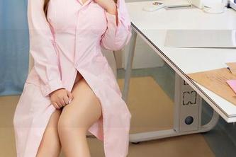 Xiuren秀人网 – 最新写真，陈雅漫VICKY扮女仆，东倒西歪的可爱，是几个人的福气？