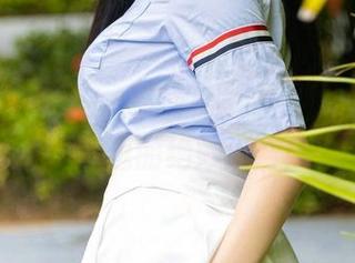 YouMi尤蜜荟 – 高清棉袜占领我的心，是小逗逗的绝妙组合！