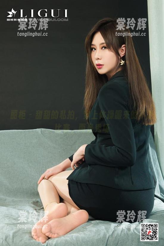 丽柜-甜甜 丽柜 - 甜甜的私拍,穿上体操服来的不是比赛,而是秀场