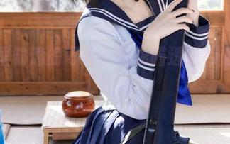 作品里缺席的可爱？九柒喵透过校服展现了什么？