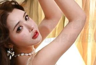 微密圈 – 于芷晴穿睡衣，床都觉得自己被宠坏了！全集原图助你摆脱困境！