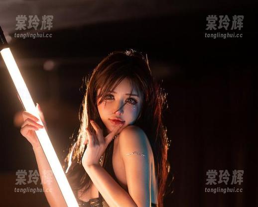 于芷晴 微密圈 - 于芷晴与她的制服,免费写真让你忍不住点赞!
