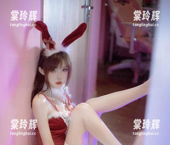 余多多Dudu 余多多Dudu户外合集,越看越像是在逛衣橱的壁纸展,这是要替爱情做广告吗?