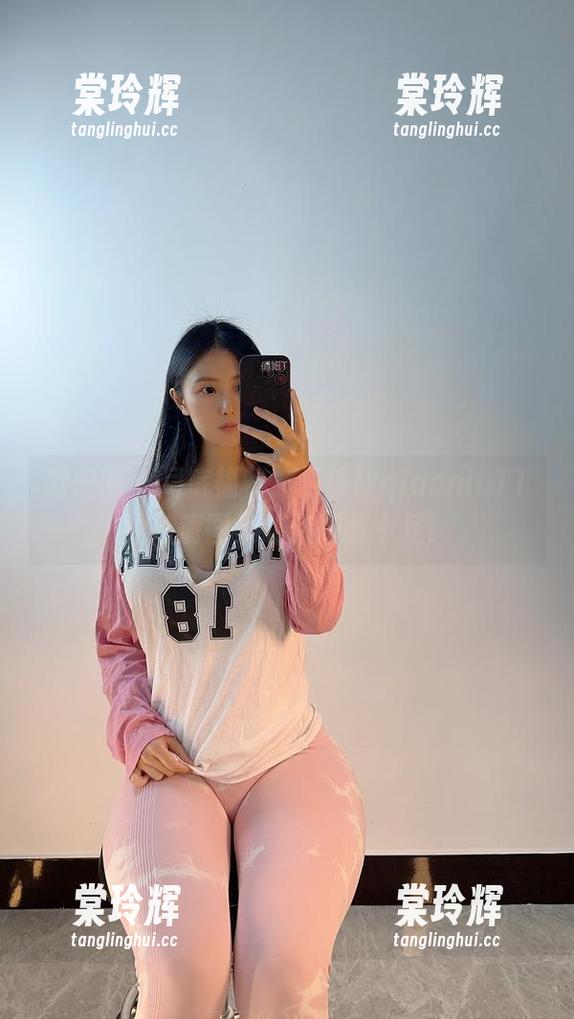 俏妞qiaoniuTT 微密圈 - 月底福利?是俏妞qiaoniuTT的高清图集让你牌面十足!