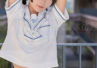 兔玩映画的写真与白色死库水比起来，谁更能吸引眼球呢？