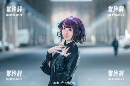 名濑弥七 当名濑弥七穿上体操服,图片里的小细节引人入胜,原图没让我失望!