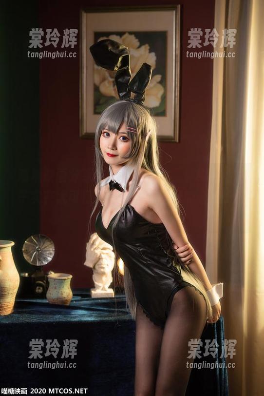 喵糖映画分享的婴儿肥少女，胖嘟嘟的样子实在太可口！我在想这是谁的合集设计得这么棒的。