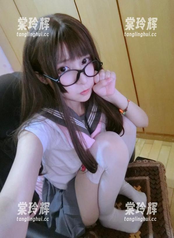 在下萝莉控ii 在下萝莉控ii的白丝写真,穿上后真的能飞吗?
