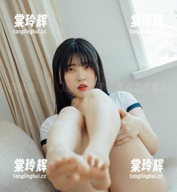 宋哈娜(송하나)的长腿写真，图库里藏着多少遗憾？
