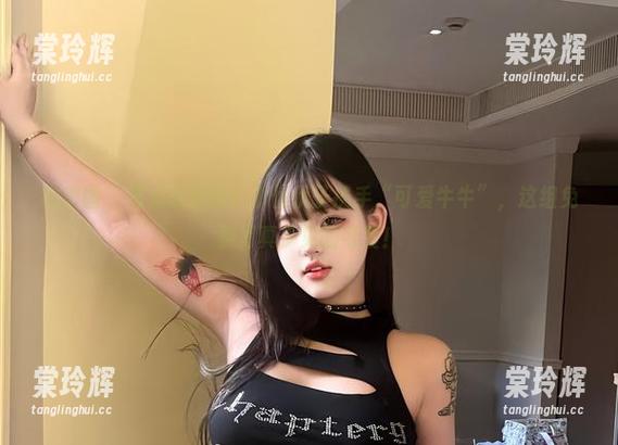 小优优子 微密圈 - 有点东西哦!小优优子携手“可爱牛牛”,这组免费写真少见的可爱!