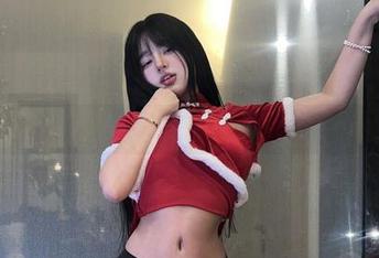 微密圈 – 小优优子的夏日日志，最新作品集，谁的自拍又要上天了？
