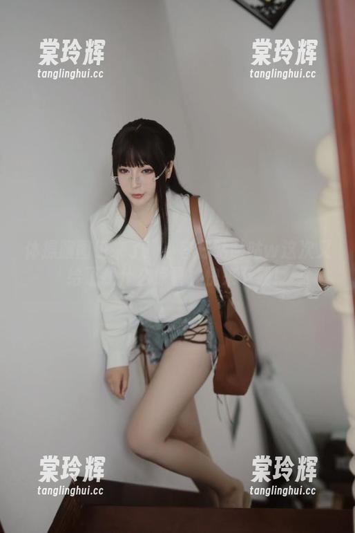 小容仔咕咕咕w 体操服图包来了!小容仔咕咕咕w这次又给了我什么惊喜,快来下载!