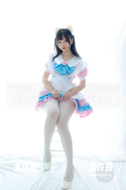 少女秩序-乐栀 少女秩序 - 乐栀的裸足,图包里竟藏着那么多小细节,让我一不小心停留太久。