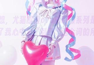我在想，尤猫醒醒ovo的制服系列是不是碾压了我心中对“制服”这个词的所有印象？