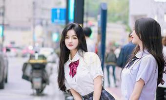 尤蜜荟 – 娜露Selena的夏天：一组无圣光合集，真相是如此震撼