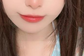 在图册里COS厨娘的布丁大法，谁说下厨房不能当模特？