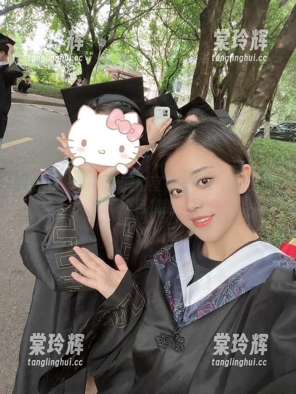 张老师 微密圈 - 张老师的浴室舞台:最新图库中那情不自禁的一瞬