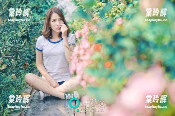 推女神-欧尼anne 推女神 - 最新图包:欧尼anne的裸足,你不会想错过这场‘展览’!
