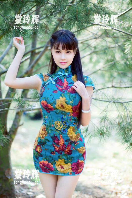 推女郎-娜露 推女郎 - 娜露的新泳衣,私房自拍不怕被喷,不过我爱的还是她的随性。