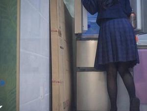 超高清！木花琳琳是勇者的女子校生变装资源，仿佛穿越回校园时代，真有意思。