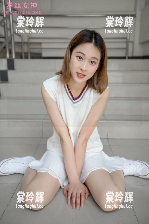 梦丝女神 - 在海风呼唤下，苏柔的高清原图，随手一拍就有质感哦