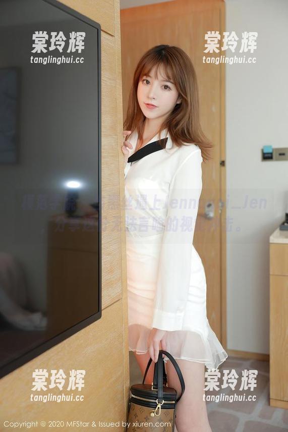 模范学院-Jennanni_Jen 模范学院 - 当黑丝遇上Jennanni_Jen,分享这份无法言喻的视觉冲击。