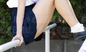 波萝社 – 拌了小心思的高清作品，柳侑绮的夏日风情，呃，太有创意了。