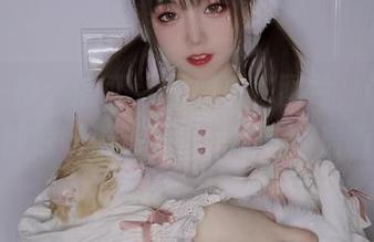 只需一秒：洛可ss最新自拍图片，记得把心口的惊叹声压下来，别让邻居听见！