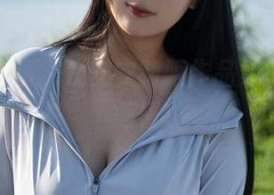 记住这件事，浅安安制服作品集里藏着小惊喜