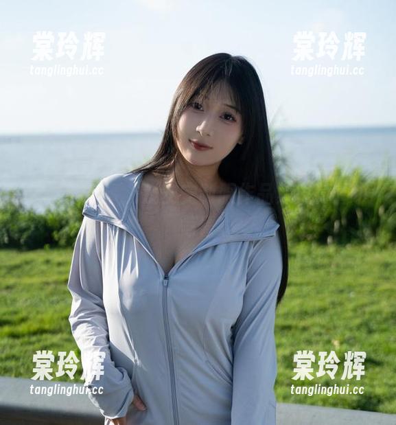 浅安安 记住这件事,浅安安制服作品集里藏着小惊喜