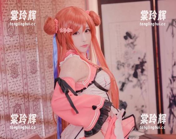 白神泱 白神泱的福利时刻:中野四叶原图暴露没底线!