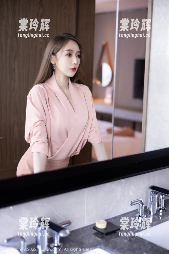 秀人网-Jennifer小若 秀人网 - 这组白衬衫私拍,专属Jennifer小若的资源,怎么可能错过?