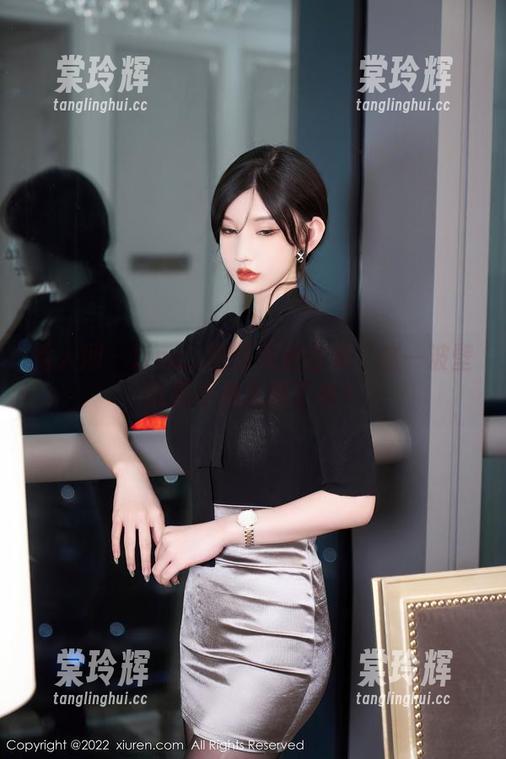 秀人网-tina_甜仔 秀人网 - tina_甜仔天使合集:这一波壁纸是不是太甜了点?