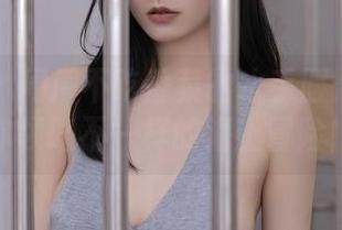 秀人网 – 周周不吃香菜的水手服：原图带你领略不一样的海上冒险！