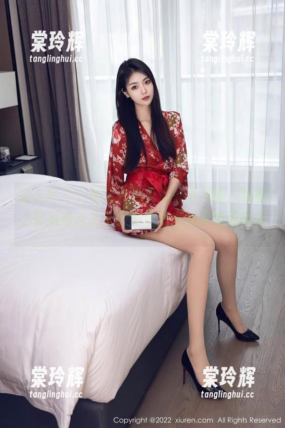 秀人网-奶瓶土肥圆矮挫丑黑穷 秀人网 - 一览无余的无圣光与美图,奶瓶土肥圆矮挫丑黑穷的温柔在角落悄悄绽放。